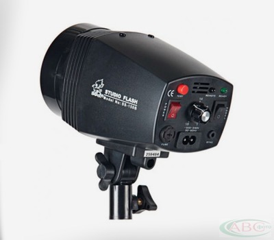 Цена: $ 119. Falcon SS-150B Осветитель