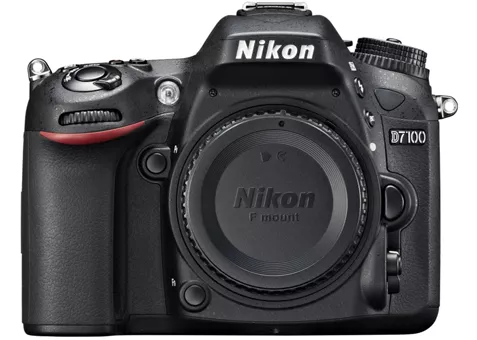 Фото: Nikon D7100 body (VBA360AE)