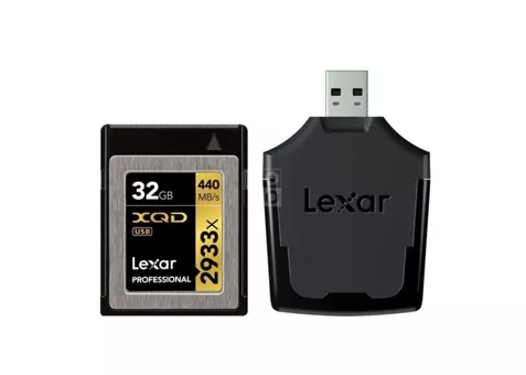 Фото: Lexar XQD 32GB 2933X Professional + USB 3.0 reader