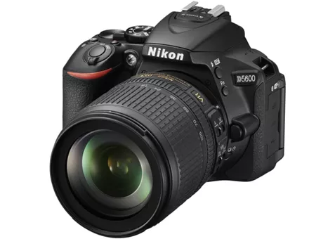 Фото: Nikon D5600 Kit 18-105mm VR (VBA500K003)