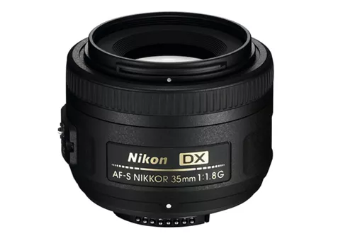 Фото: Nikon 35mm f/1.8G AF-S DX Nikkor JAA132DA
