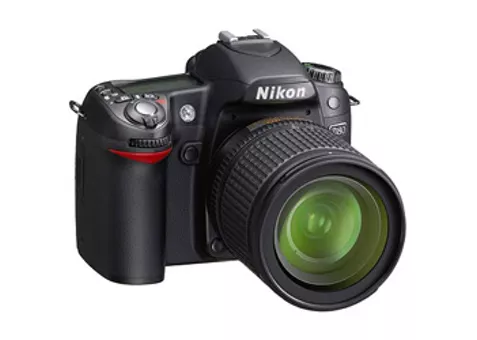Фото: Nikon D80 Kit  AF-S DX 18-135