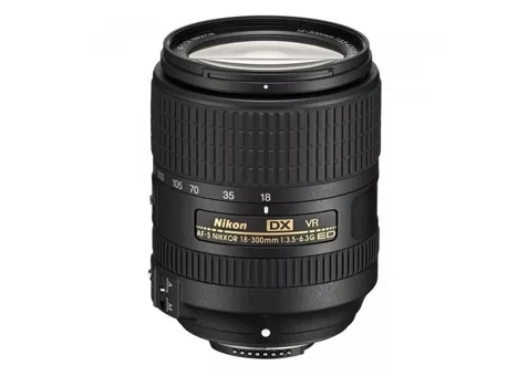 Фото: Nikon 18-300mm f/3.5-6.3G ED AF-S DX VR Zoom-Nikkor