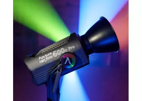 Фото: Aputure Light Storm LS 600C Pro RGB (V-Mount)