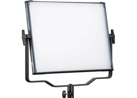 Фото: Godox LDX100R RGB LED Light Panel