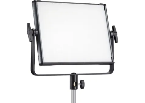 Фото: Godox LDX50R RGB LED Light Panel