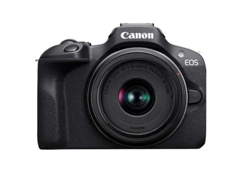 Фото: Canon EOS R100 Kit RF-S18-45 Black Travel Kit 6052C074