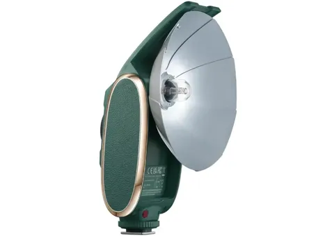 Фото: Godox Lux Senior Retro Camera Flash (Green)