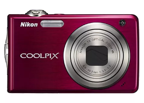 Фото: Nikon Coolpix S630 ruby red