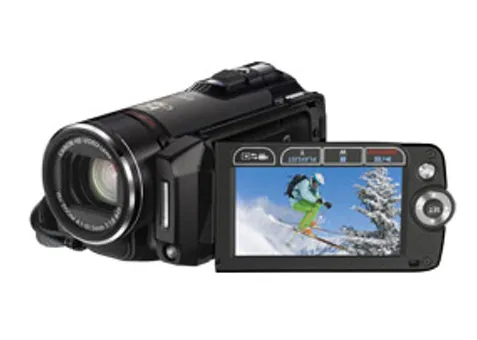Фото: Canon LEGRIA HF200 Black