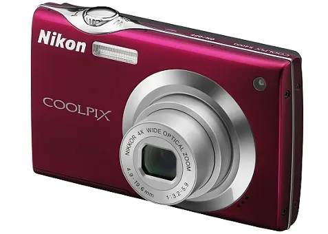 Фото: Nikon Coolpix S4000 Red