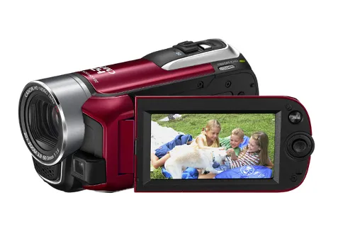 Фото: Canon LEGRIA HF R16 Red