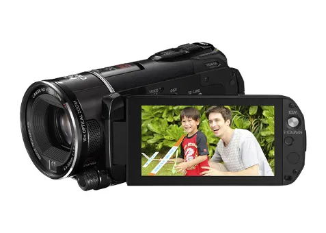 Фото: Canon LEGRIA HF S20