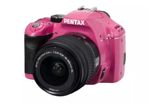 Фото: Pentax K-x kit DA 18-55 Pink+сертификат на салютную установку