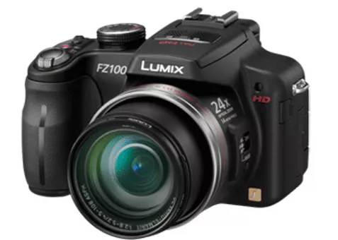 Фото: Panasonic Lumix DMC-FZ100 Black+карта памяти SDHC 8Гб (Class 10)