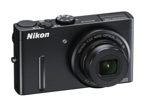 Фото: Nikon Coolpix P300 Black