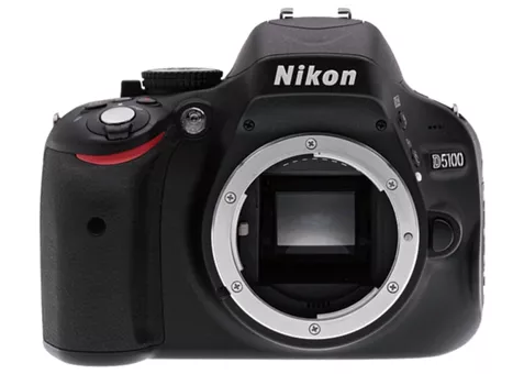 Фото: Nikon D5100 body