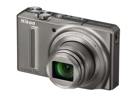 Фото: Nikon Coolpix S9100 Silver