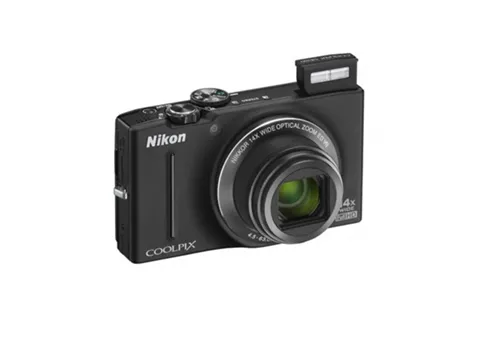 Фото: Nikon Coolpix S8200 Black