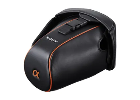 Фото: Sony LCS-AMLC3