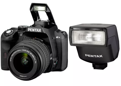 Фото: Pentax K-r kit DA L 18-55 Black+вспышка Pentax AF200